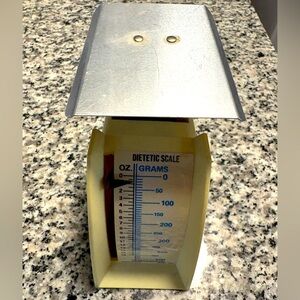 Vintage Dietetic Scale